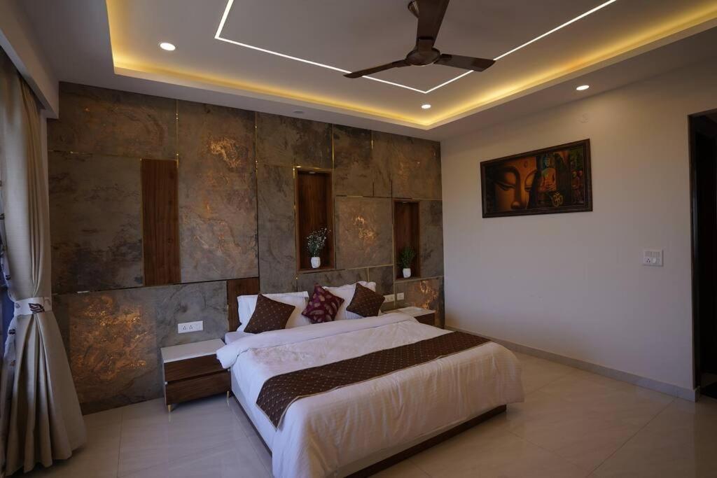 The Cerro Rico - 3 Bhk Modern Villa กัสซอลี ภายนอก รูปภาพ