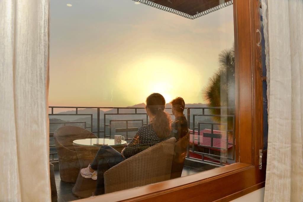 The Cerro Rico - 3 Bhk Modern Villa กัสซอลี ภายนอก รูปภาพ